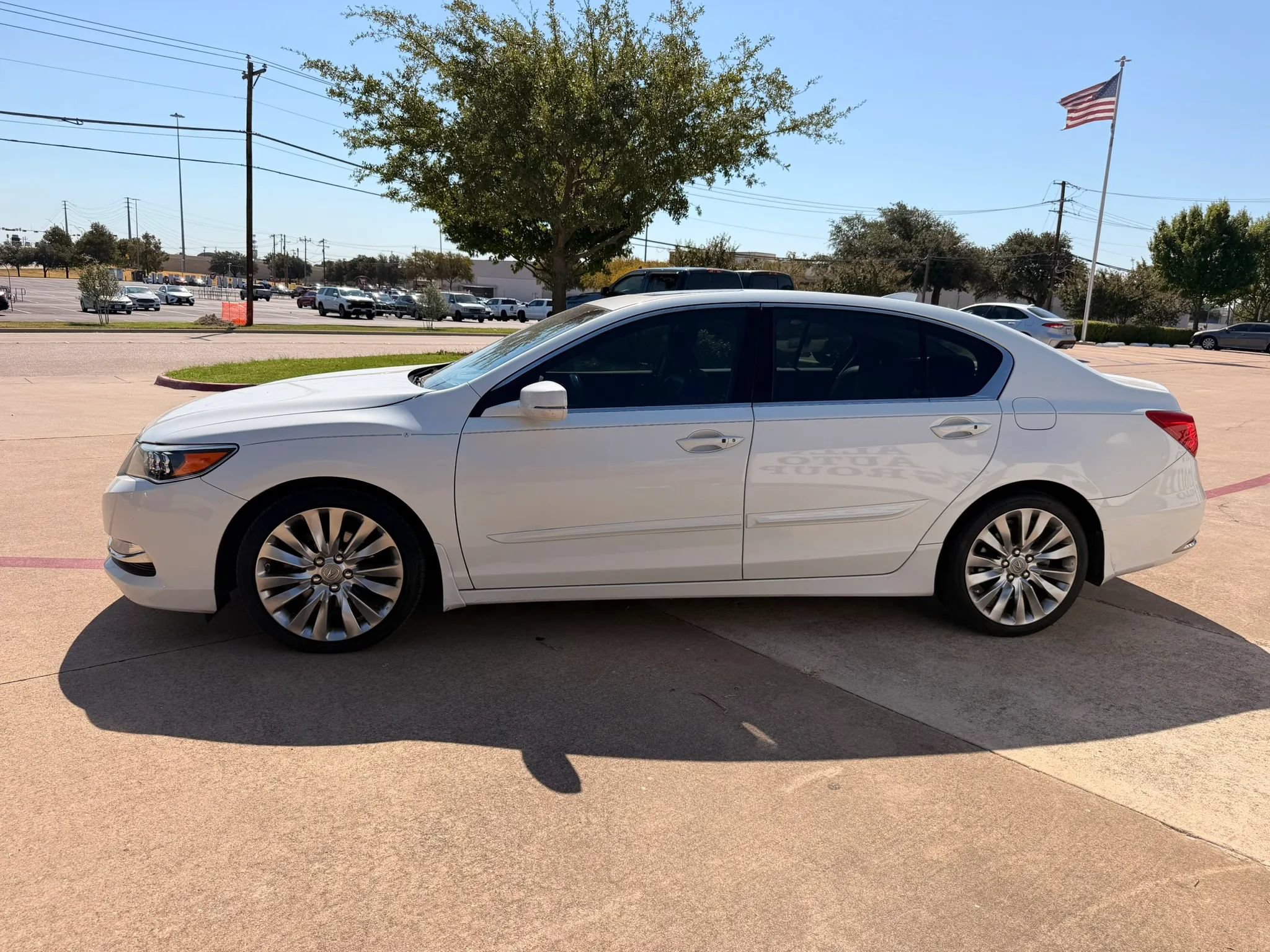 Used 2016 Acura RLX w/ Technology Package FWD image 2