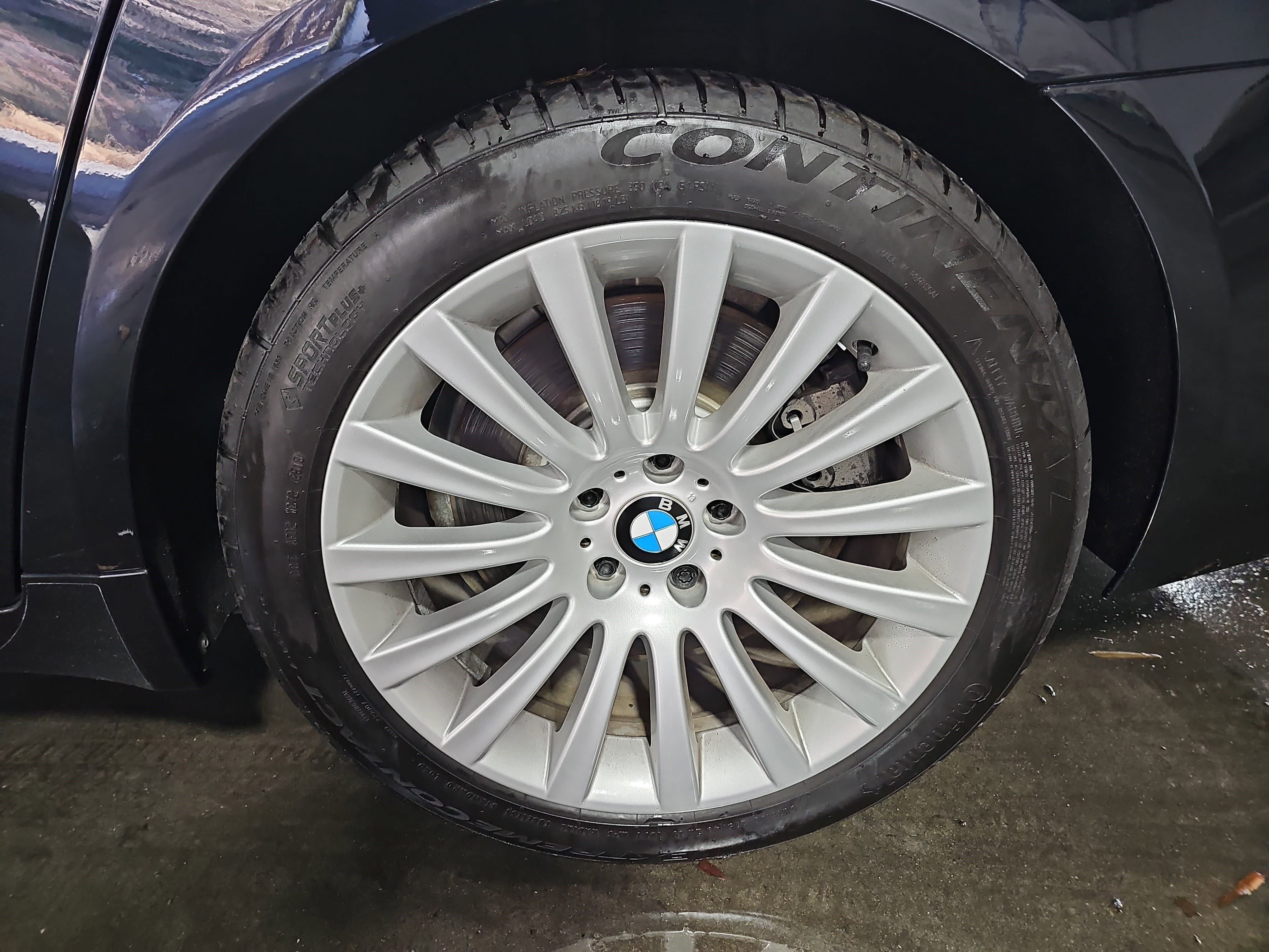 Used 2013 BMW 750Li image 34