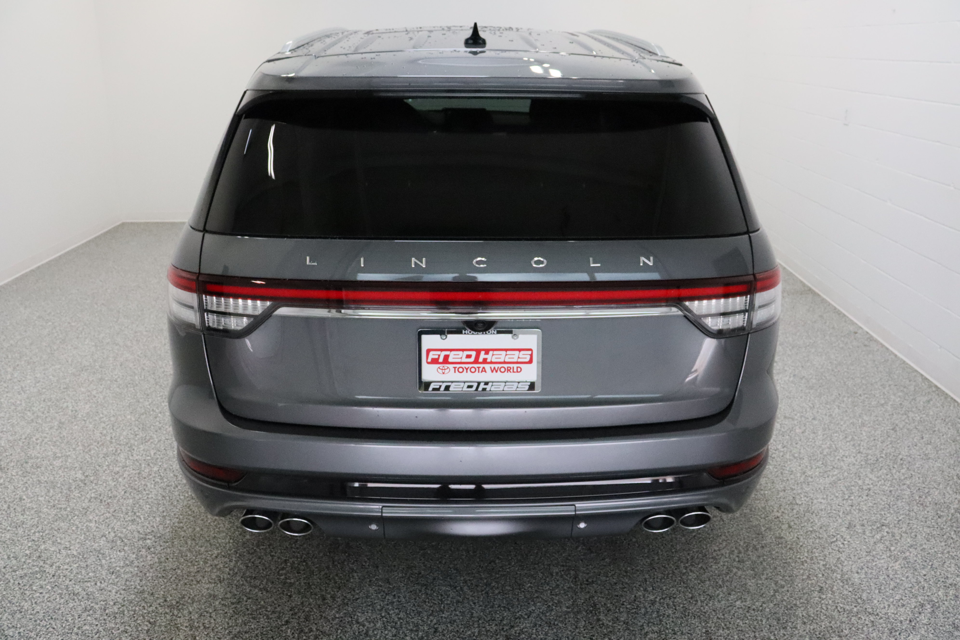 Used 2023 Lincoln Aviator Grand Touring w/ Equipment Group 301A AWD/4WD image 8