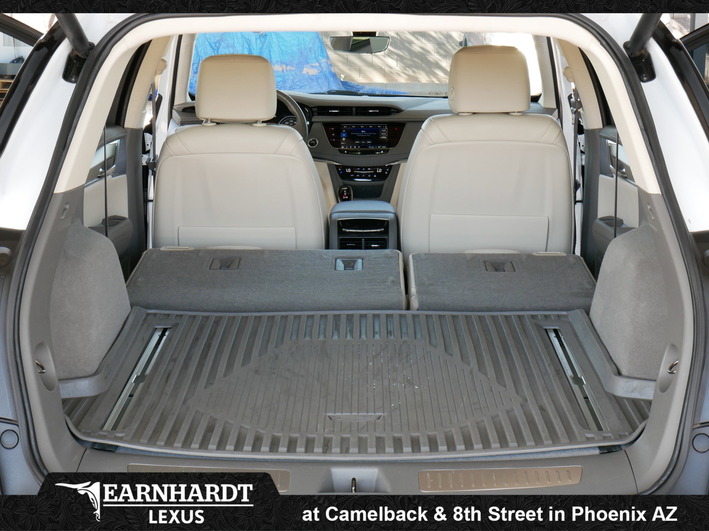 Used 2024 Cadillac XT5 Premium Luxury w/ Technology Package image 23