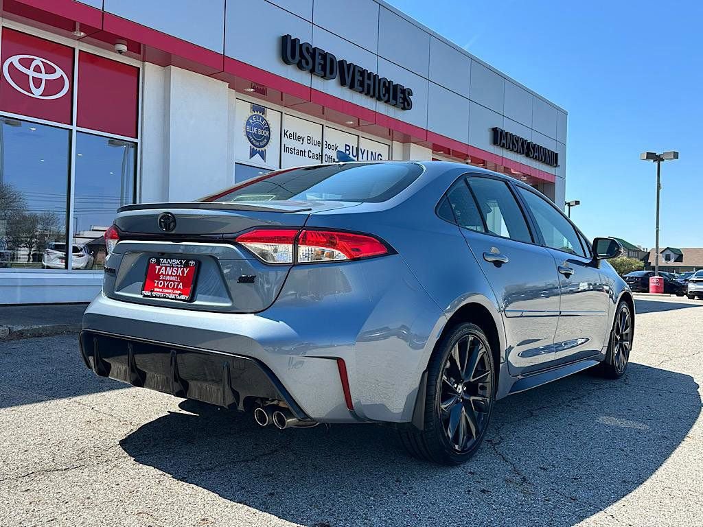 Certified 2023 Toyota Corolla SE w/ SE Premium Package image 5