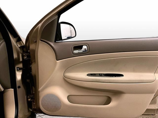 Used 2006 Chevrolet Cobalt LT FWD image 24