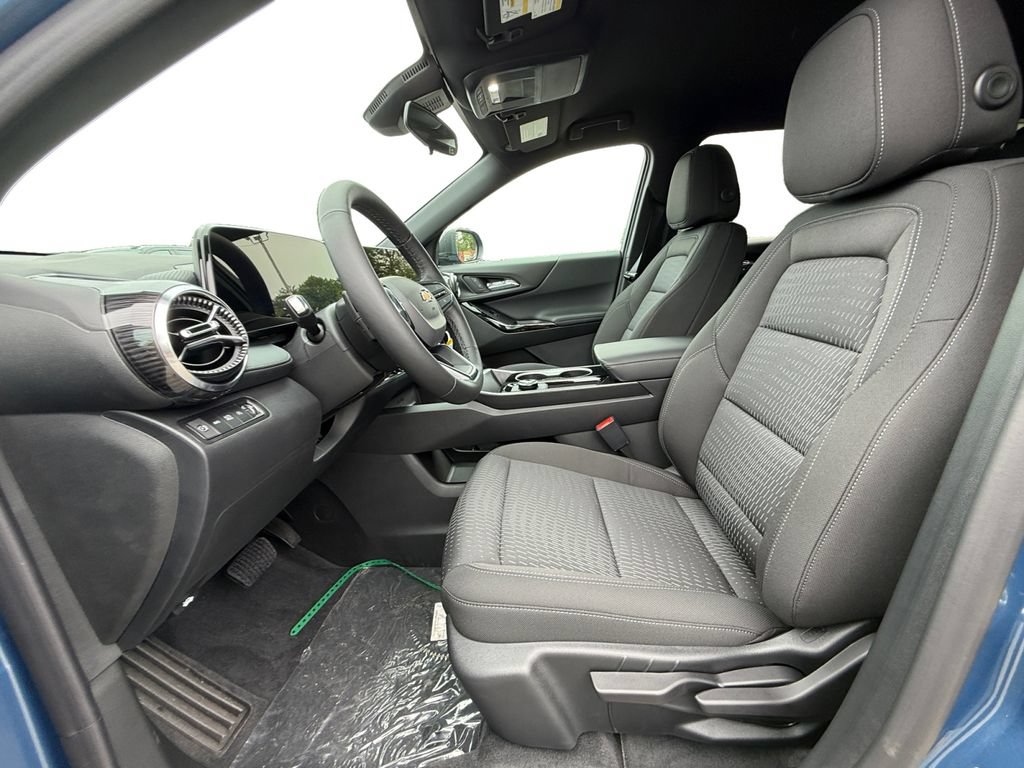 New 2027 Chevrolet Equinox LT AWD/4WD image 9
