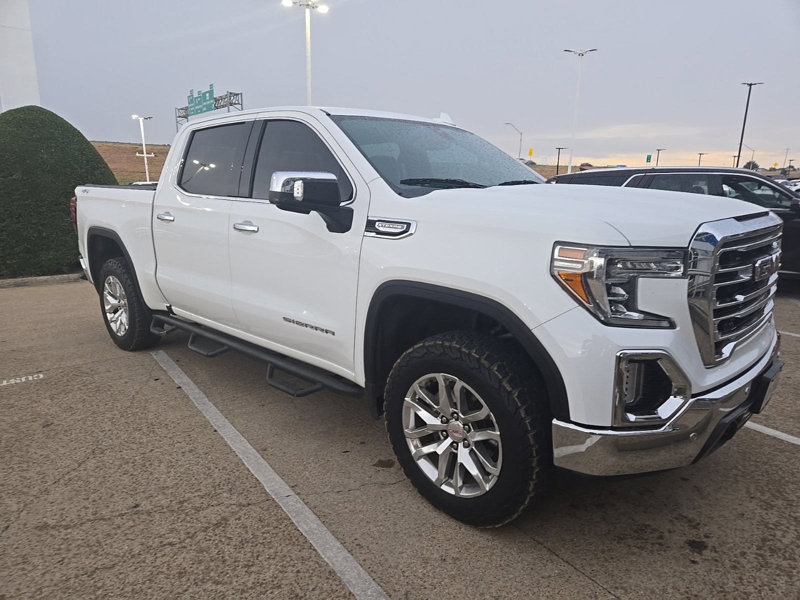 Used 2019 GMC Sierra 1500 SLT AWD/4WD image 5