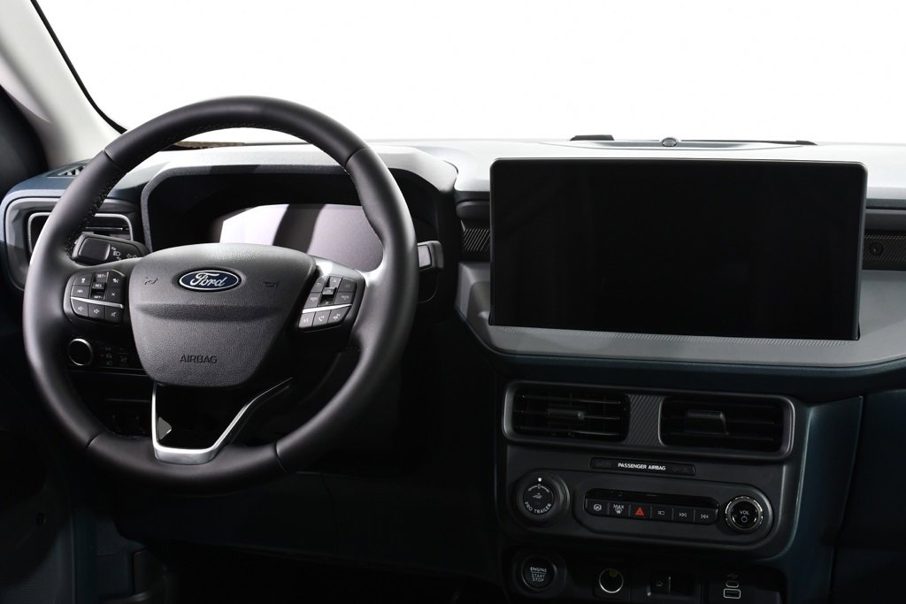 New 2026 Ford Maverick Lariat w/ Black Appearance Package image 8