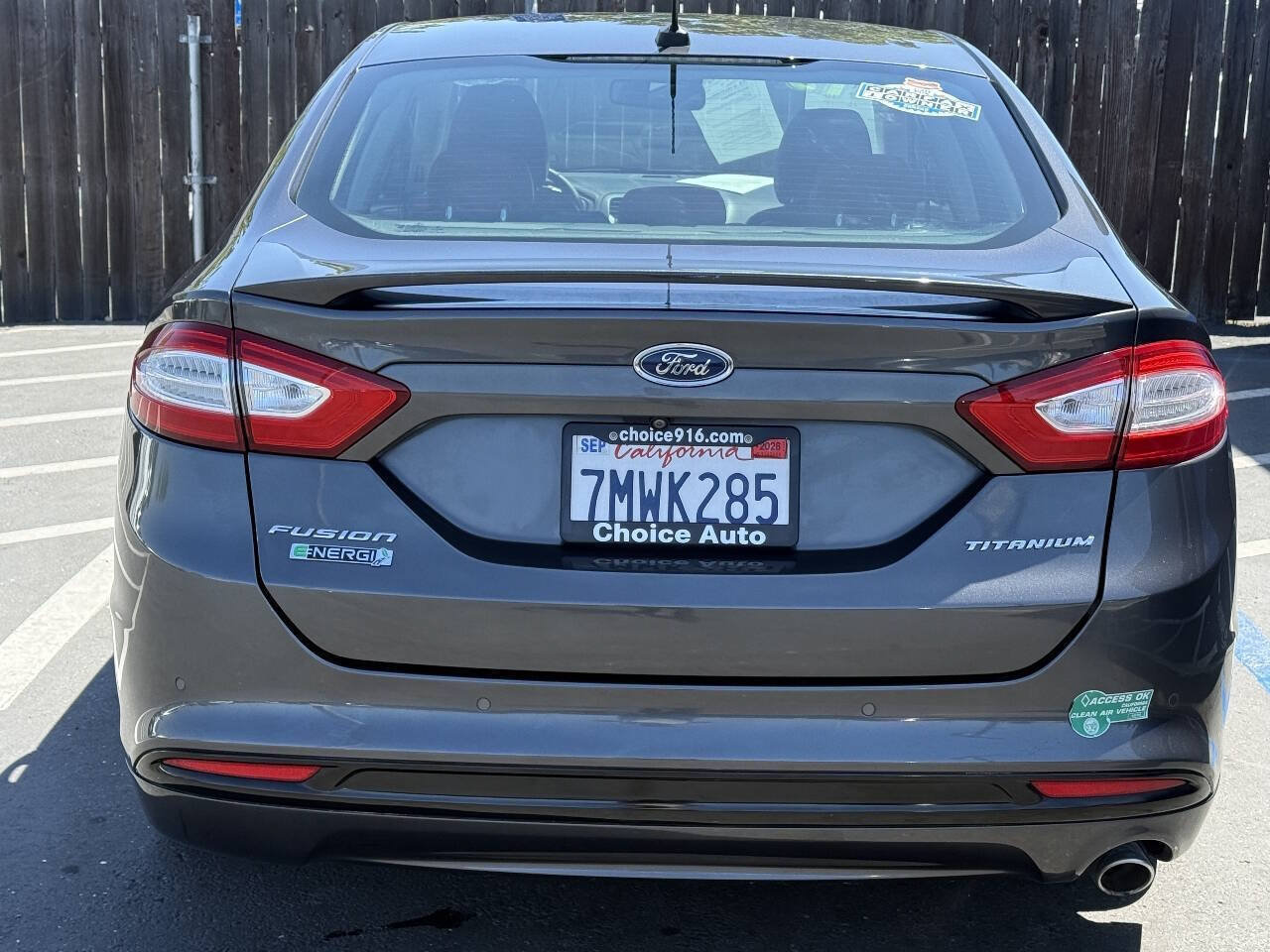 Used 2015 Ford Fusion Energi Titanium w/ Driver Assist Package FWD image 5