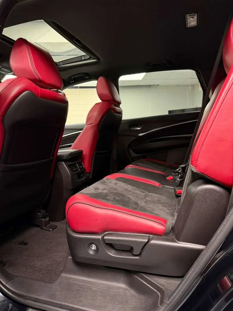 Used 2019 Acura MDX A-Spec image 10