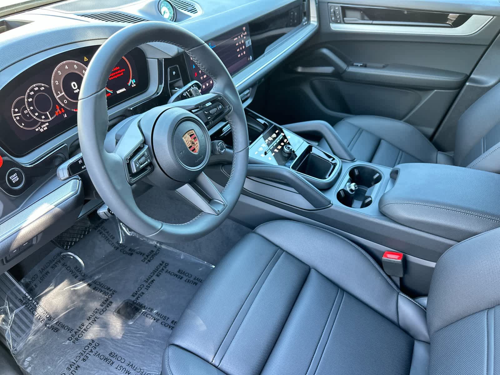 New 2026 Porsche Cayenne Coupe image 4