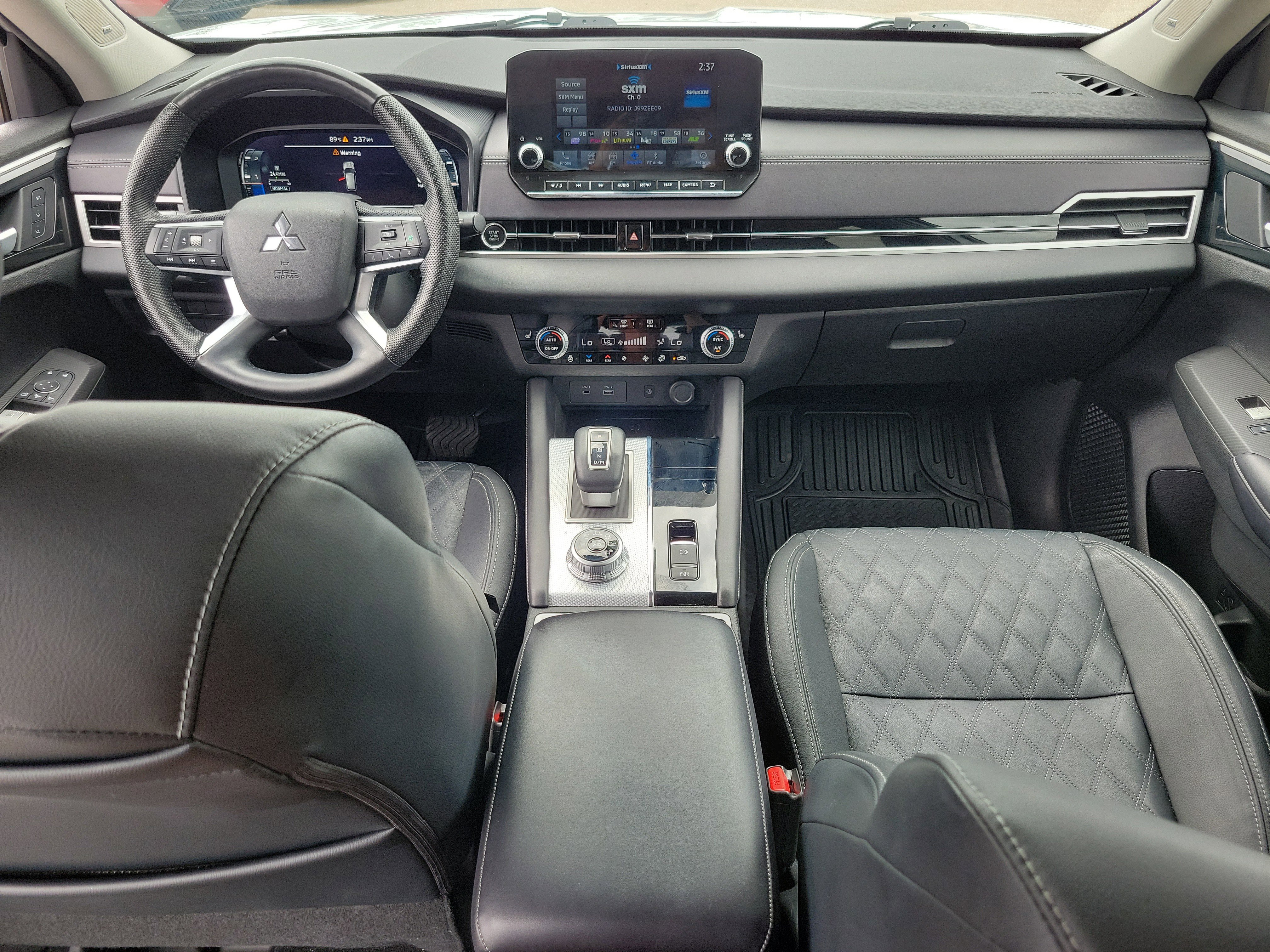 Used 2023 Mitsubishi Outlander SEL image 19