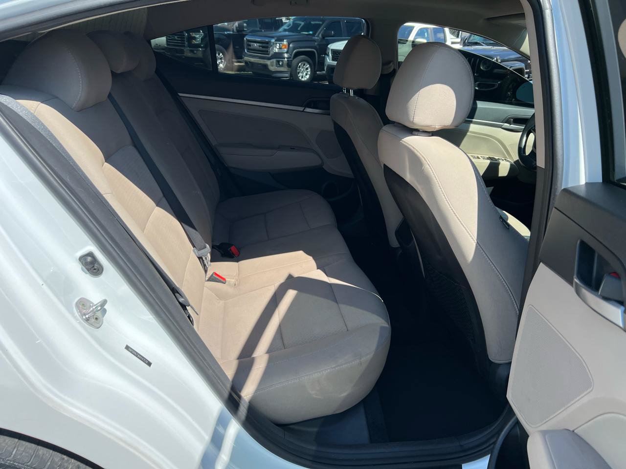 Used 2017 Hyundai Elantra Value Edition w/ Cargo Package FWD image 14