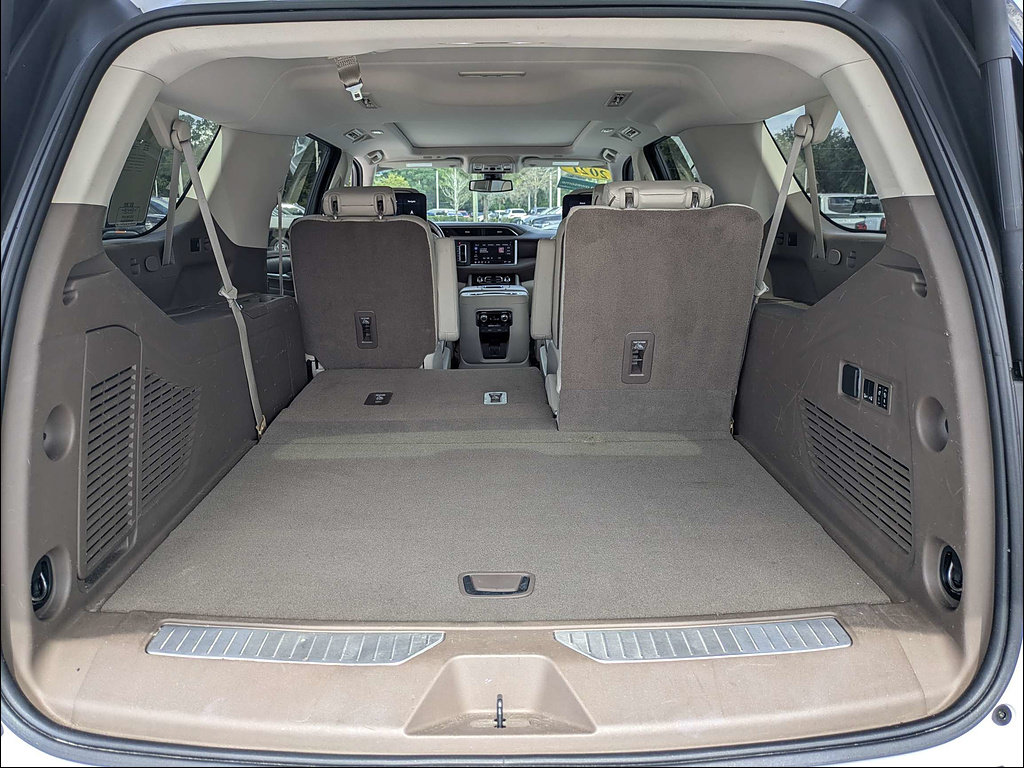 Used 2021 GMC Yukon XL Denali AWD/4WD image 15