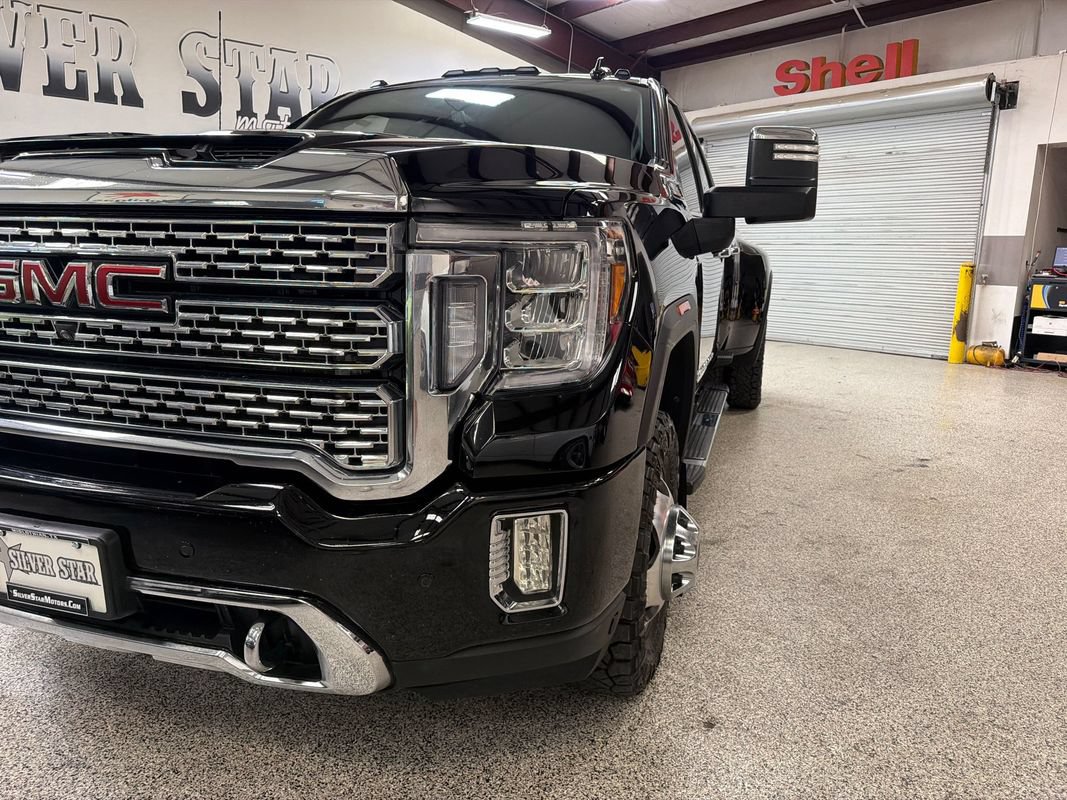 Used 2020 GMC Sierra 3500 Denali w/ Denali Ultimate Package AWD/4WD image 13