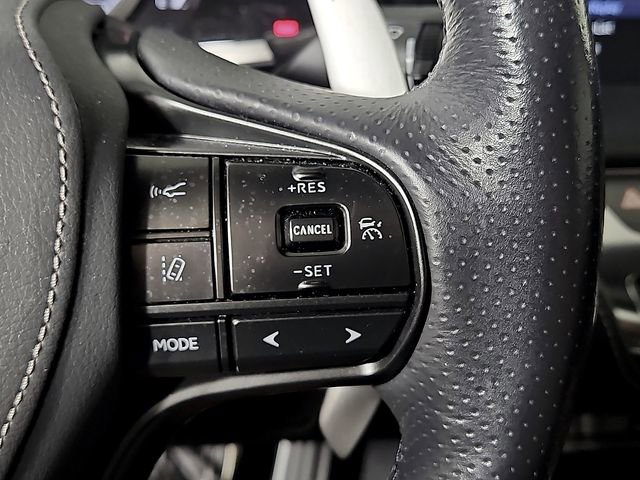Used 2018 Lexus LC 500 Coupe w/ Touring Package RWD image 23