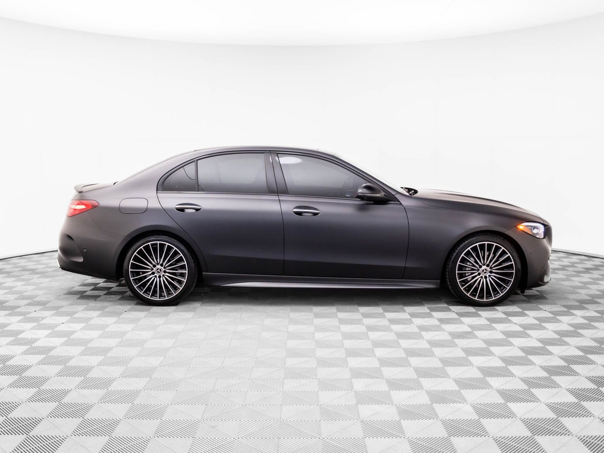 Used 2024 Mercedes-Benz C 300 Sedan image 6
