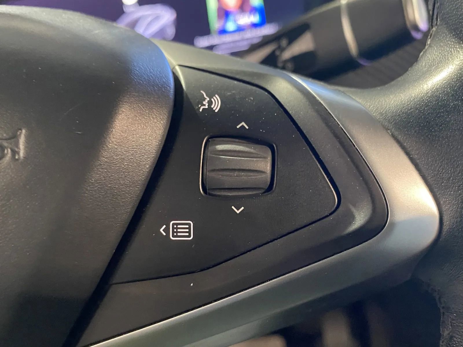 Used 2017 Tesla Model X 75D AWD/4WD image 17