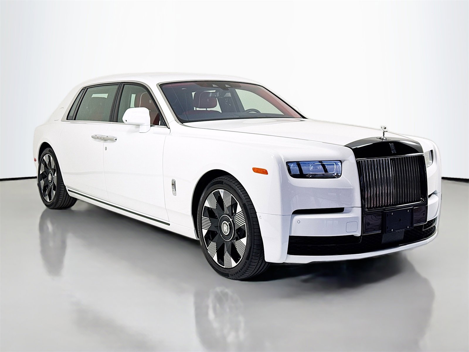 Certified 2024 Rolls-Royce Phantom Extended Wheelbase image 1