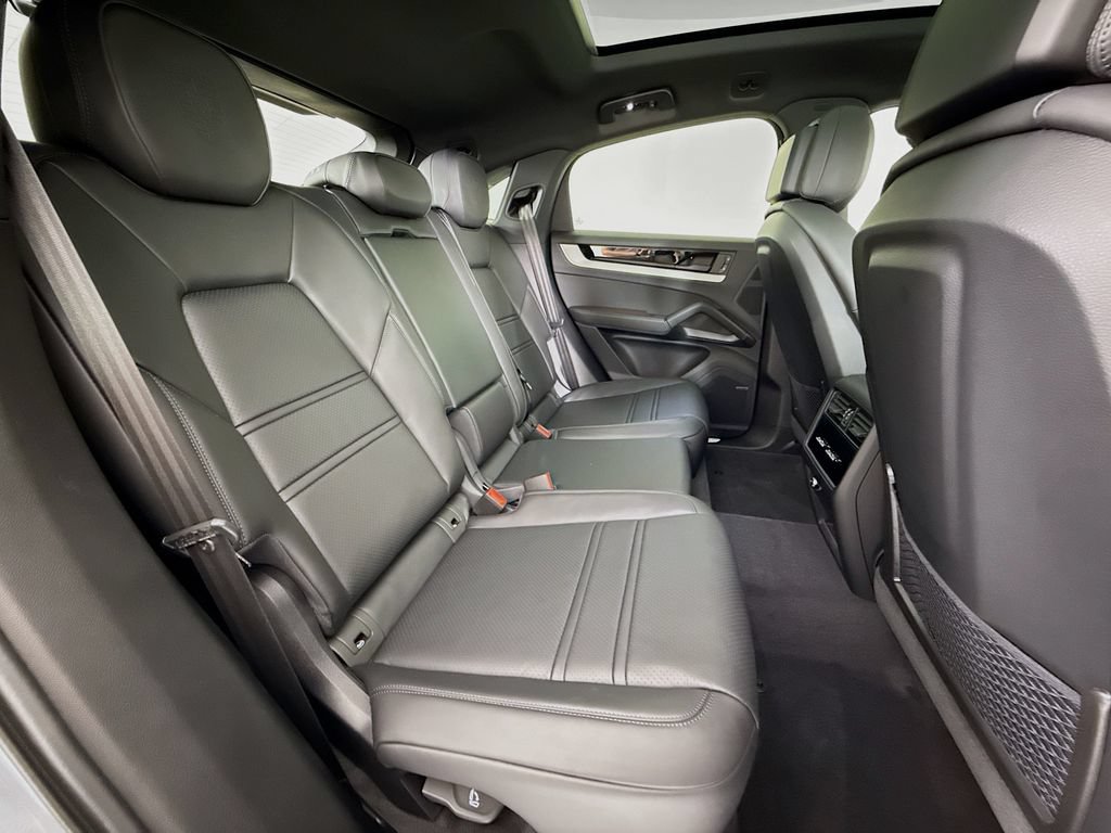 New 2026 Porsche Cayenne S AWD/4WD image 29
