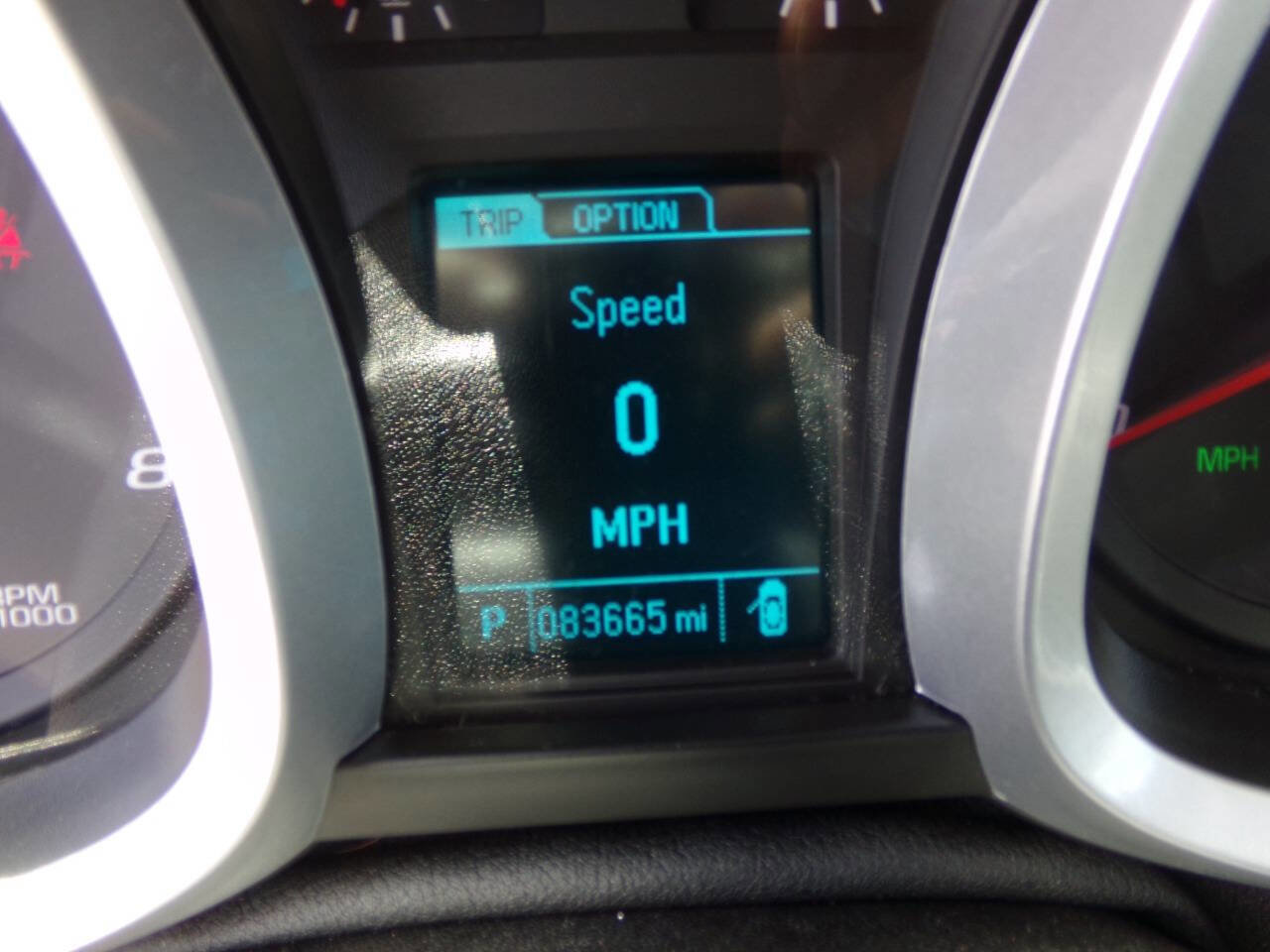 Used 2017 Chevrolet Equinox LT w/ Convenience Package image 38