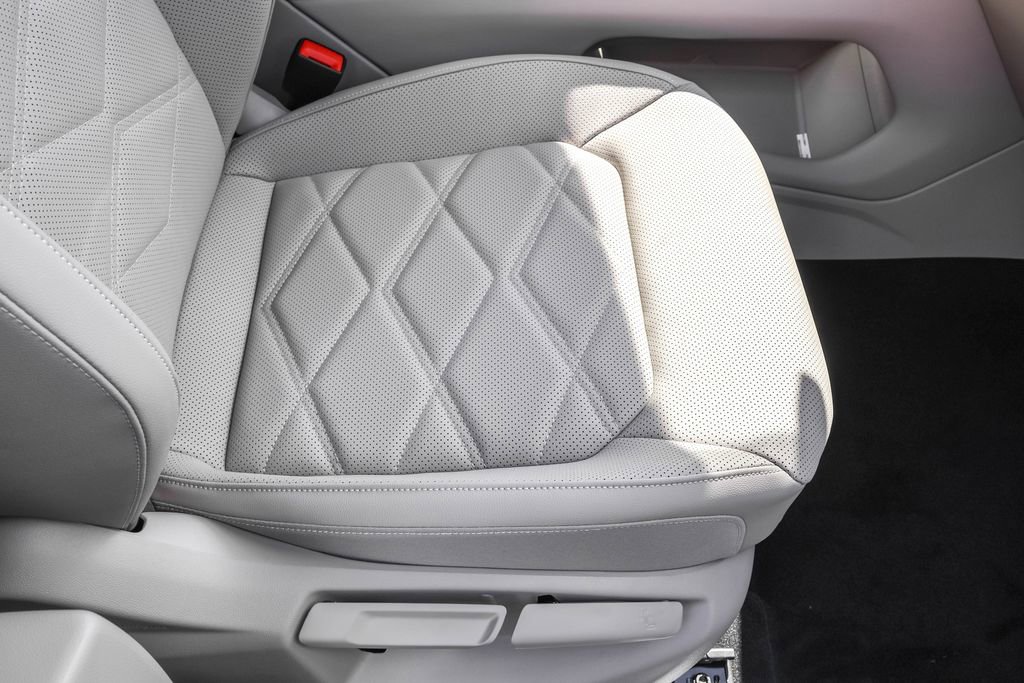 New 2026 Volkswagen Atlas SE AWD/4WD image 44