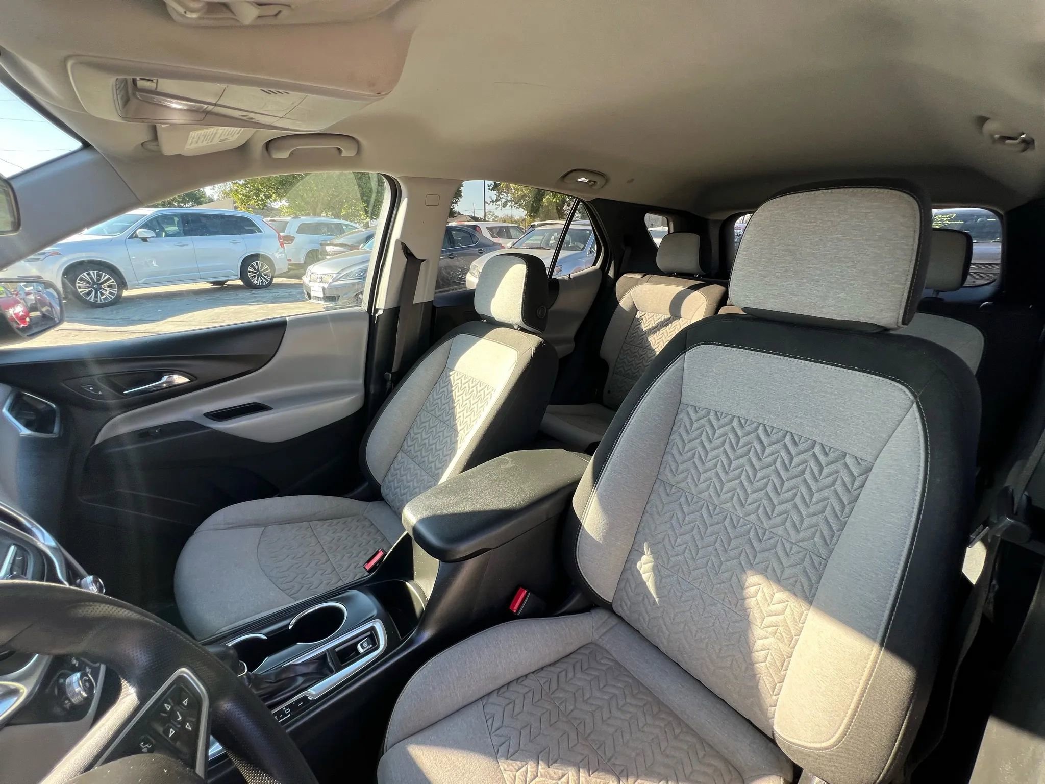 Used 2023 Chevrolet Equinox LS w/ LS Convenience Package image 11