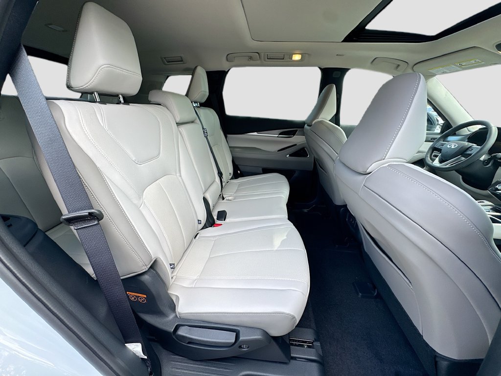 New 2027 INFINITI QX60 Luxe w/ Cargo Package FWD image 30