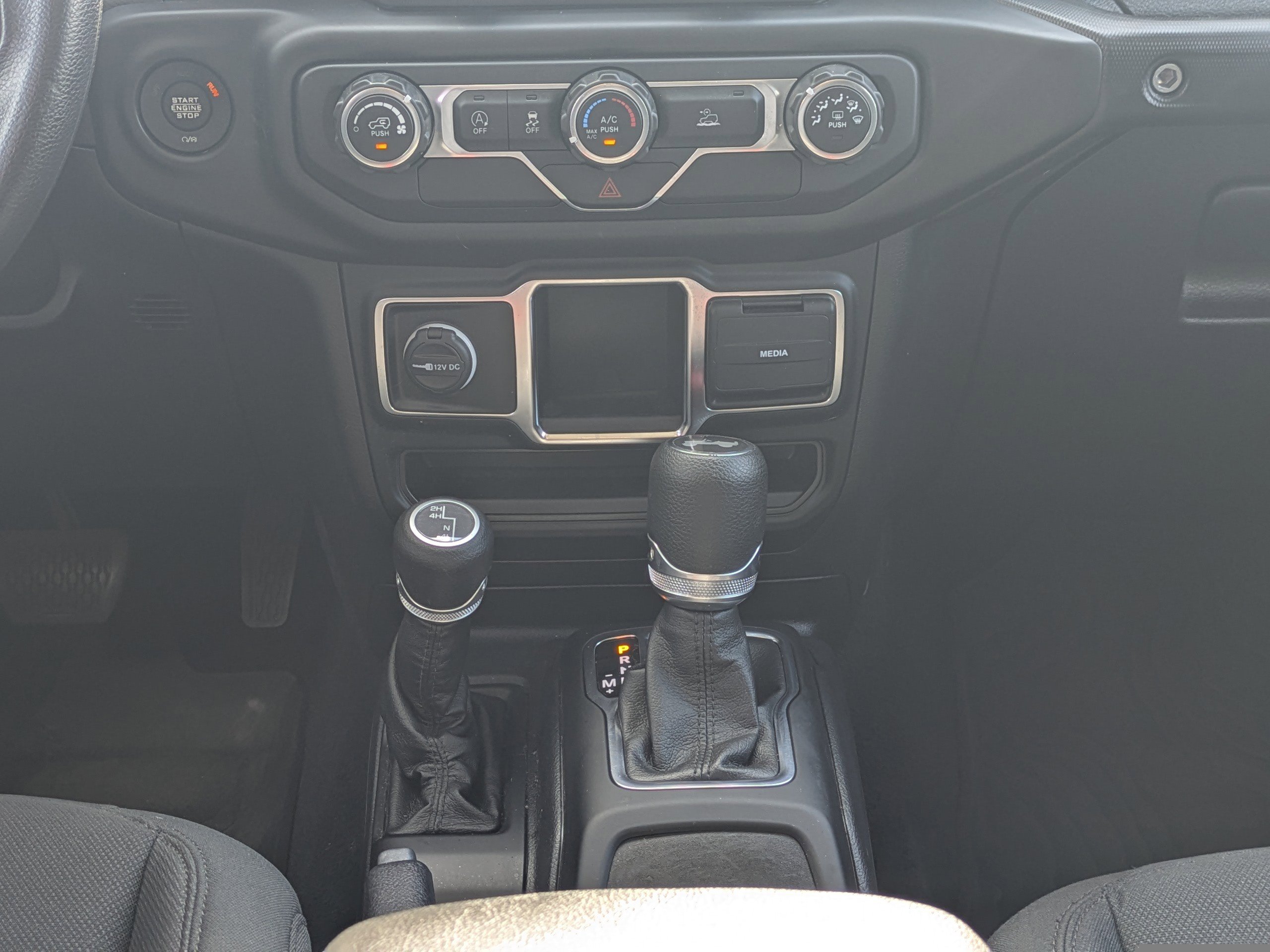 Used 2021 Jeep Wrangler Unlimited Sport image 19