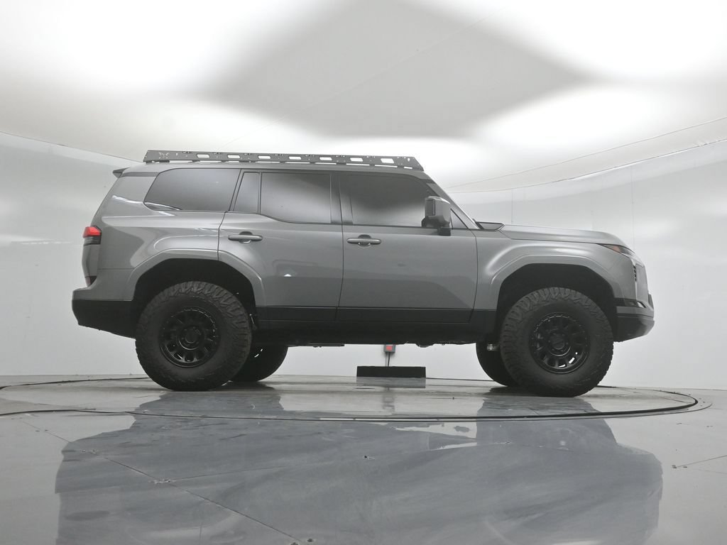 Used 2025 Lexus GX 550 AWD/4WD image 45