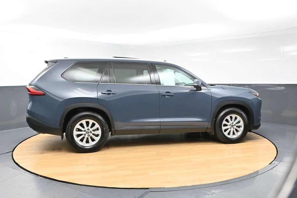 Used 2024 Toyota Grand Highlander AWD image 4