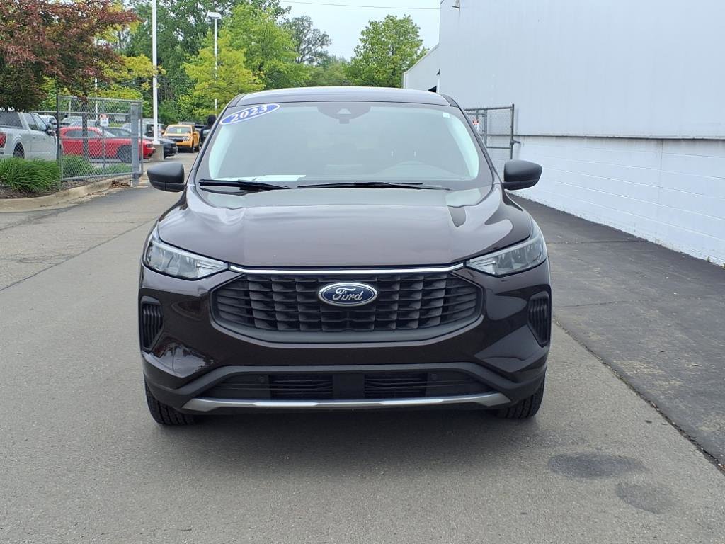 Certified 2023 Ford Escape Active image 2