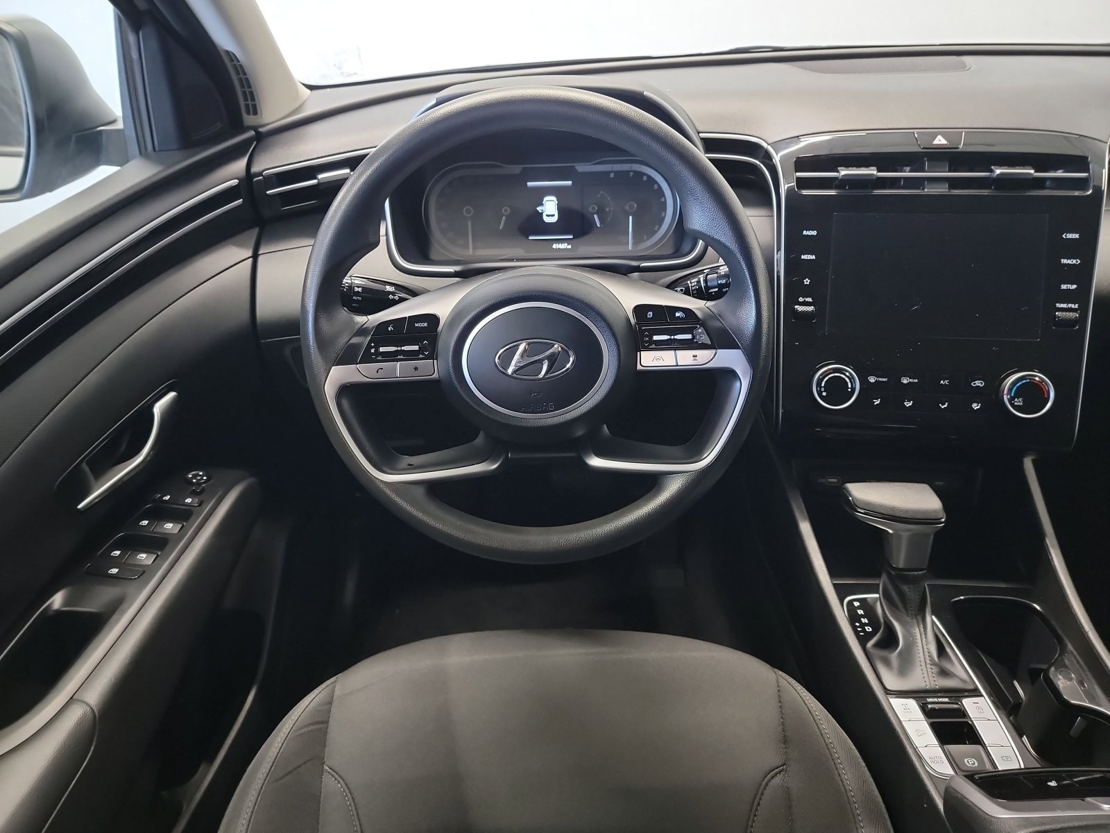 Used 2023 Hyundai Tucson SEL AWD/4WD image 16