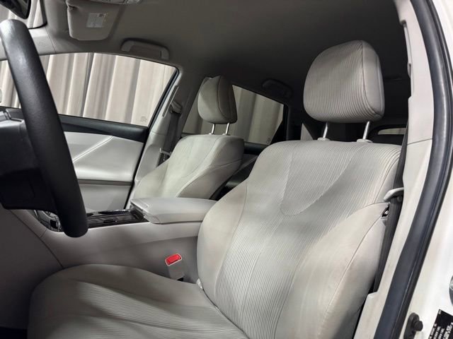 Used 2015 Toyota Venza LE AWD/4WD image 29
