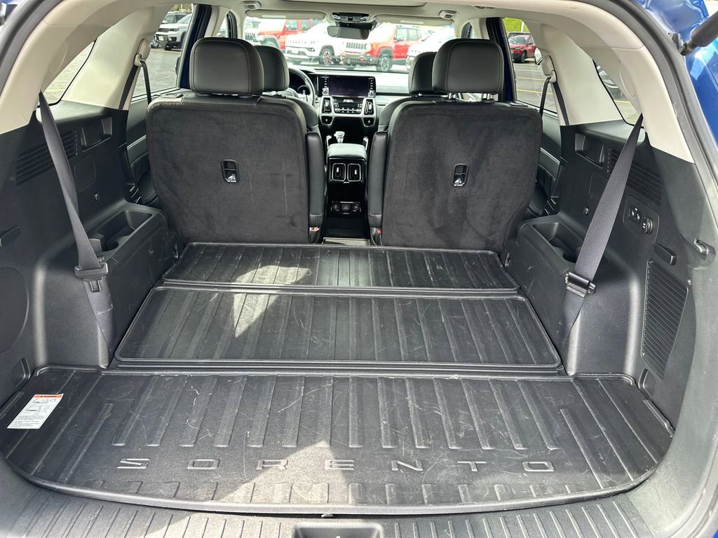 Used 2023 Kia Sorento SX AWD/4WD image 39