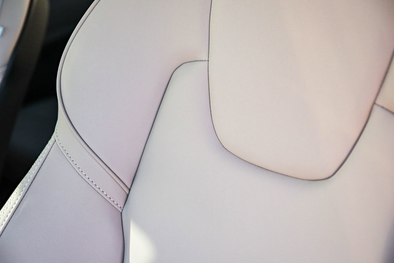 Certified 2026 Volvo XC90 B6 Plus w/ Protection Package image 30