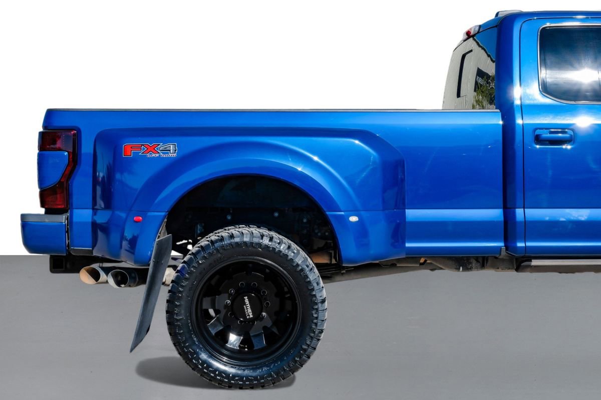 Used 2022 Ford F450 Platinum w/ FX4 Off-Road Package image 7