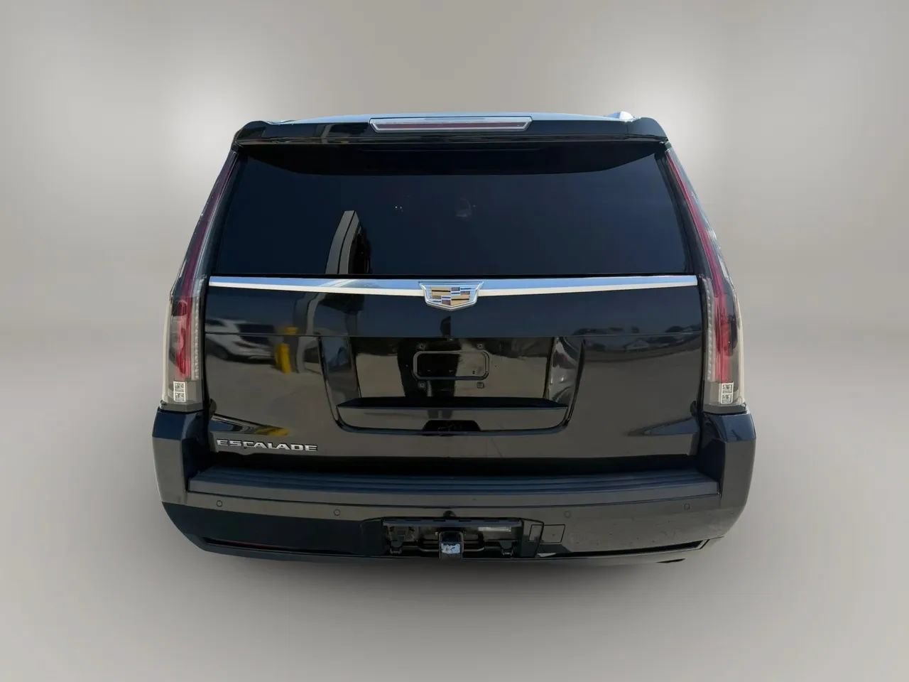 Used 2016 Cadillac Escalade Premium RWD image 6