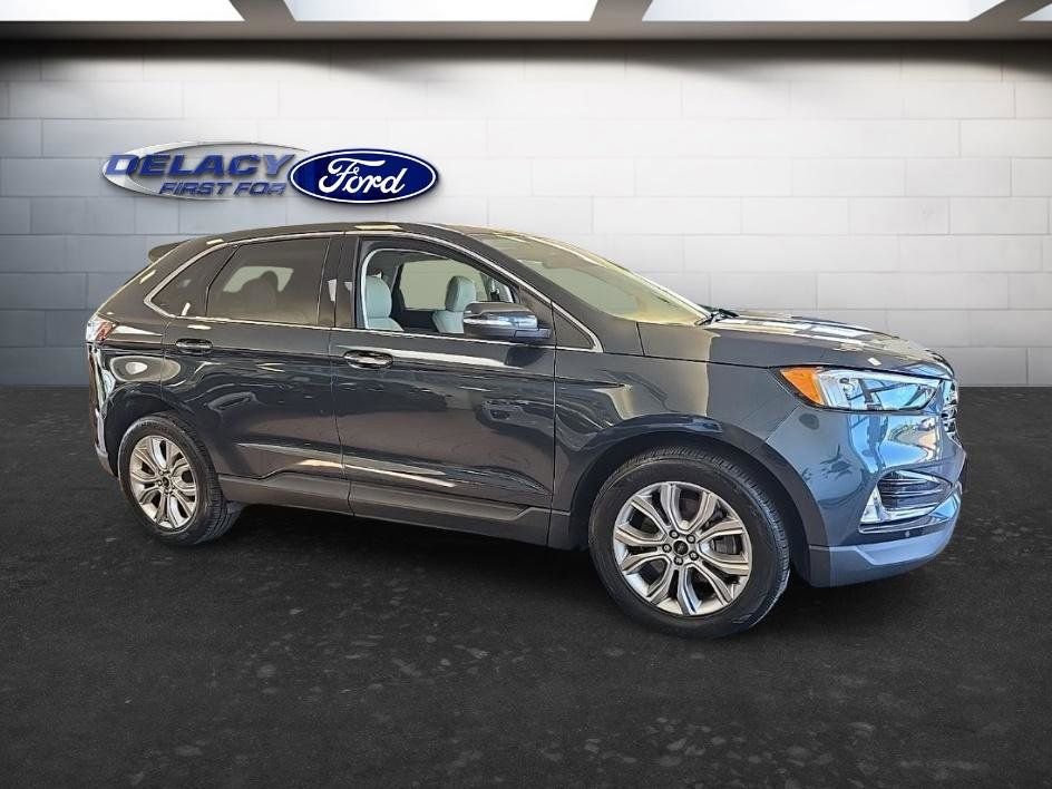 Used 2023 Ford Edge Titanium AWD/4WD image 9