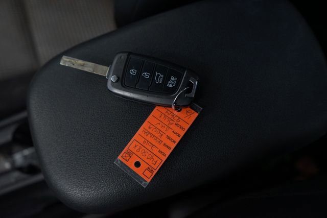 Used 2019 Hyundai Kona SE AWD/4WD image 13