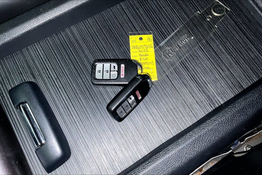 Used 2021 Honda Pilot Special Edition image 12