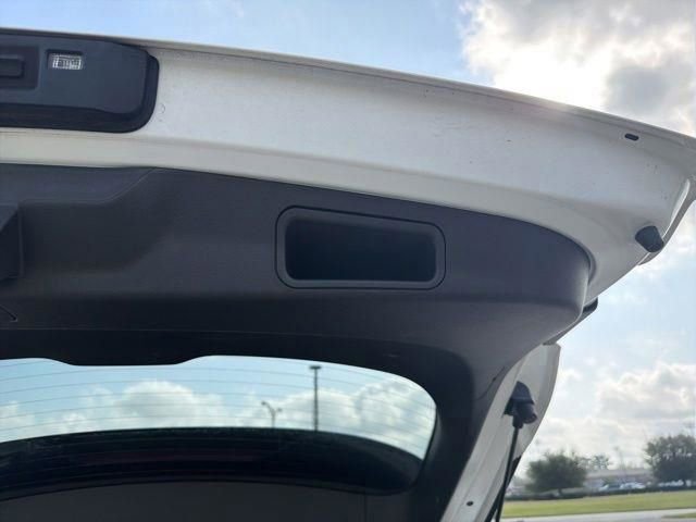 Used 2024 Chevrolet TrailBlazer LT image 38