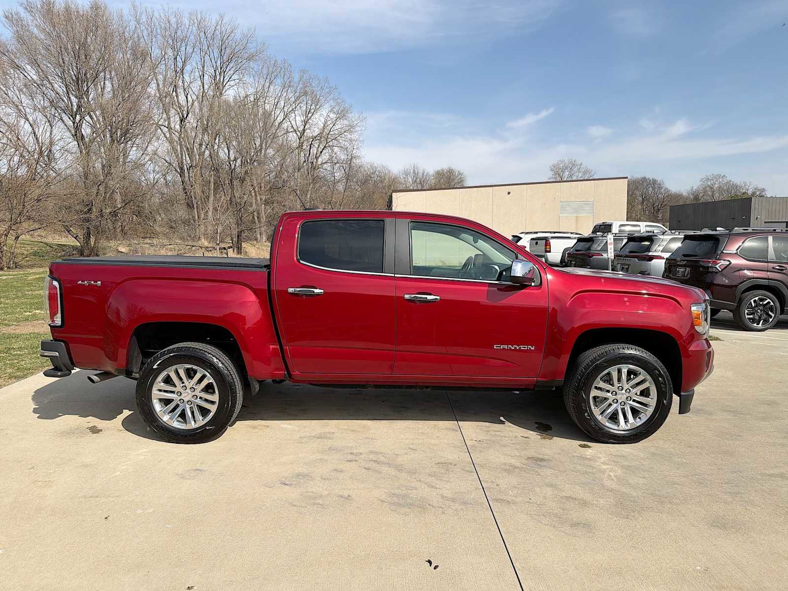 Used 2017 GMC Canyon SLT w/ Trailering Package image 7
