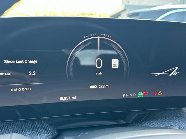 Used 2024 Lucid Air Touring image 29