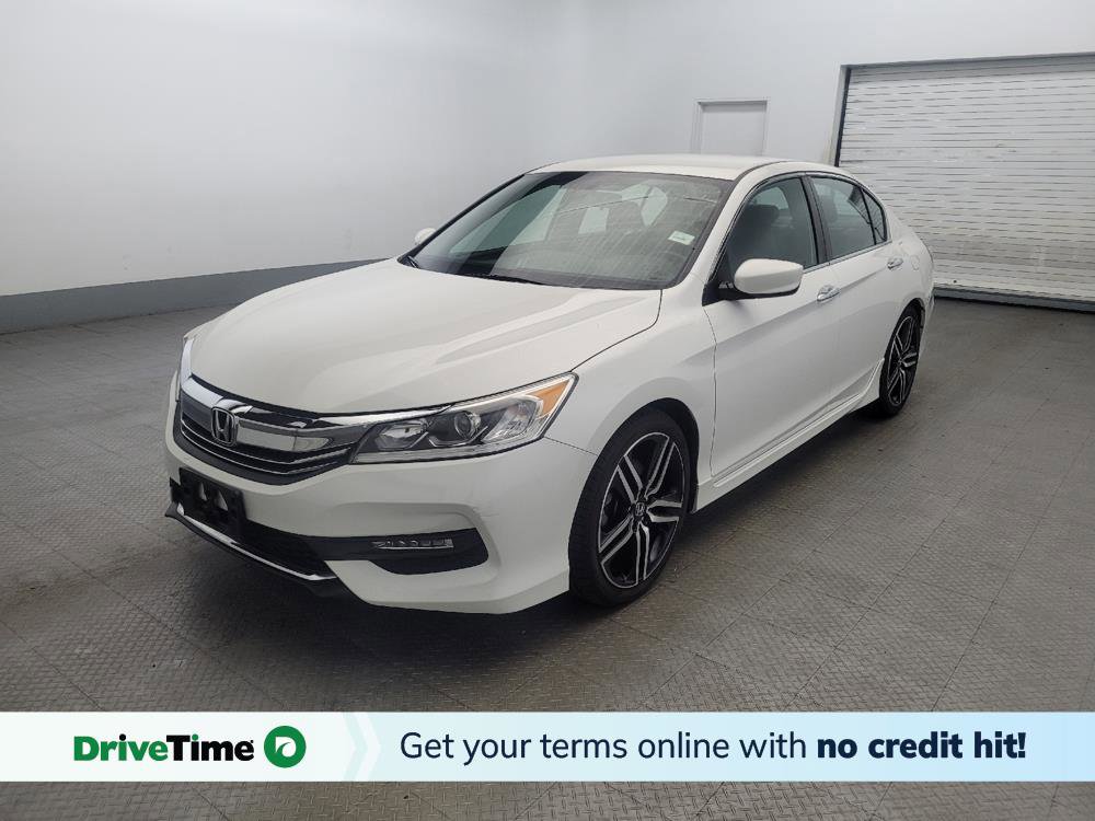 Used 2017 Honda Accord Sport image 1