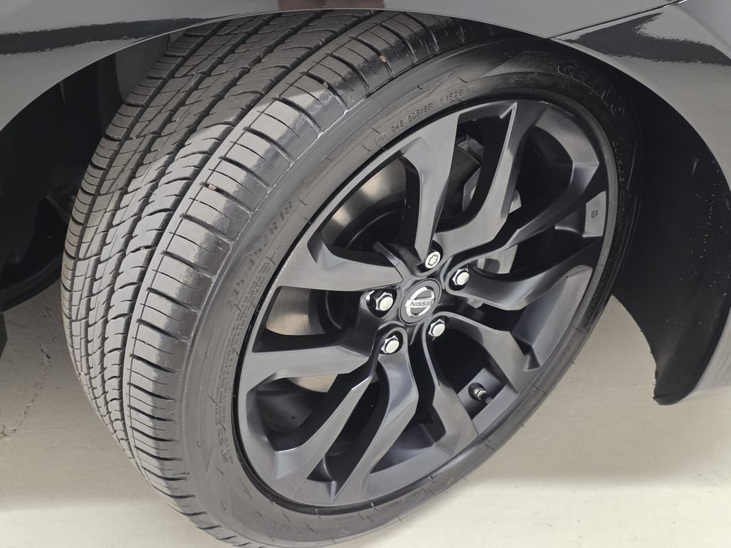 Used 2017 Nissan 370Z Coupe RWD image 43