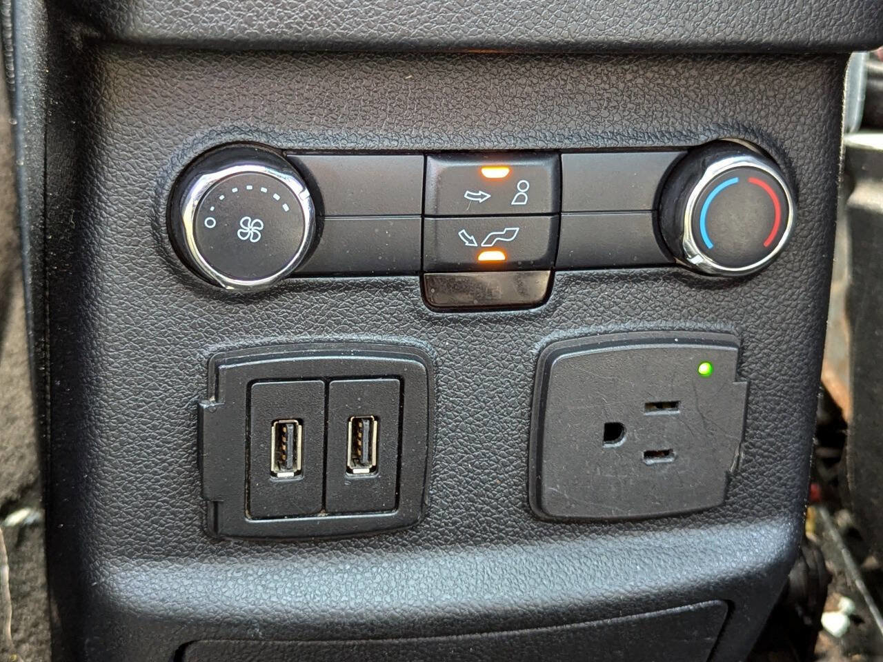 Used 2016 Ford Explorer Sport w/ Equipment Group 401A image 30