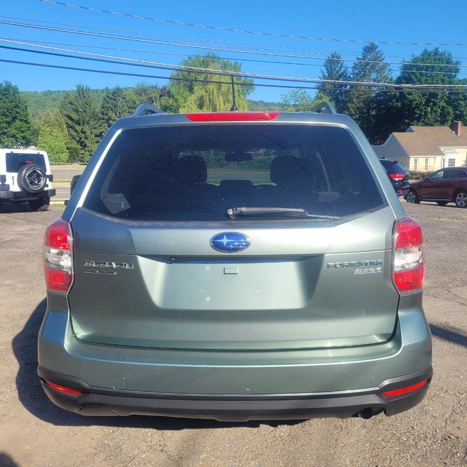 Used 2014 Subaru Forester 2.5i Premium w/ All-Weather Package AWD/4WD image 7