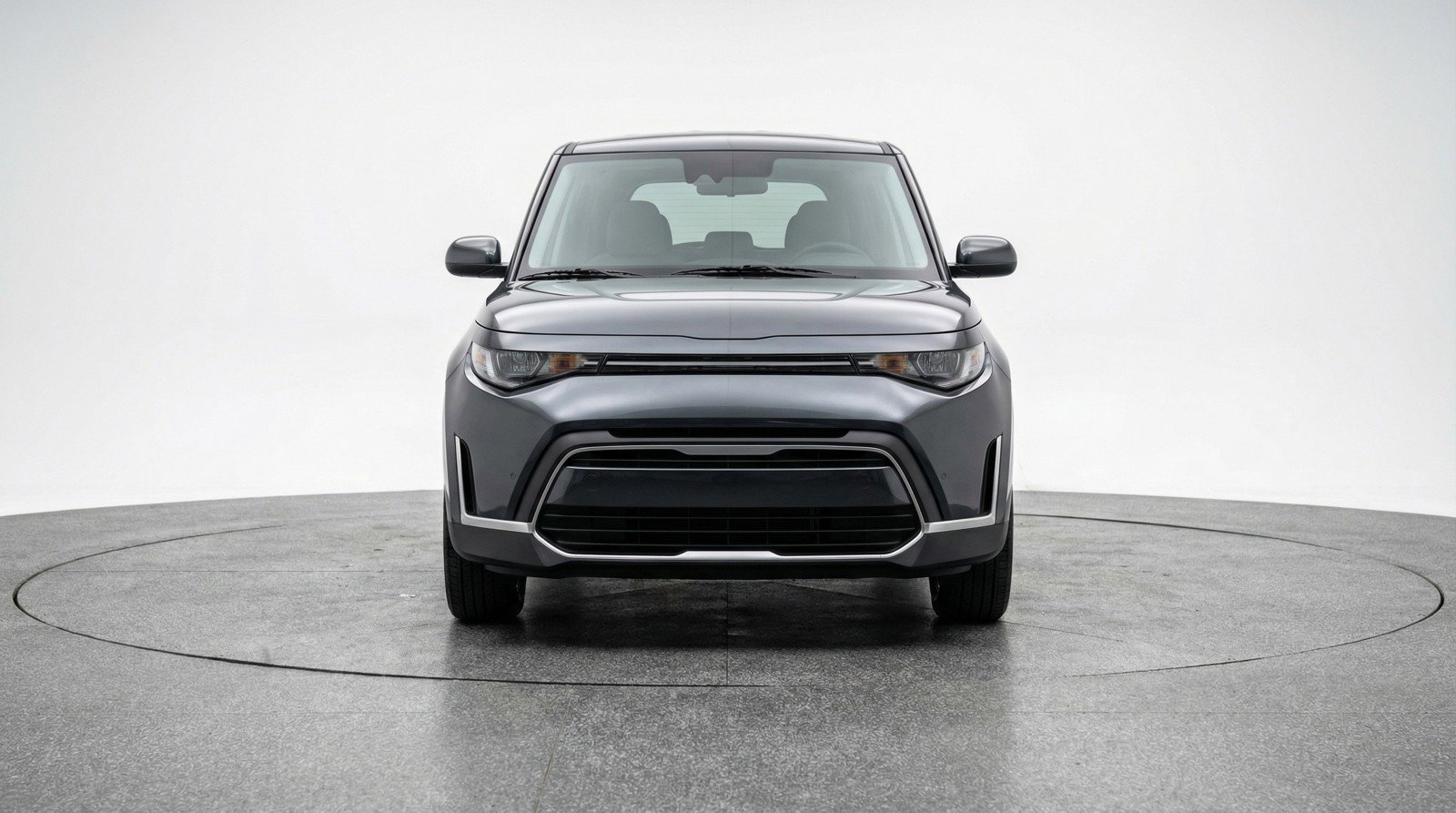 Used 2025 Kia Soul LX w/ LX Technology Package image 2