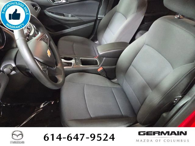 Used 2018 Chevrolet Cruze LT FWD image 18