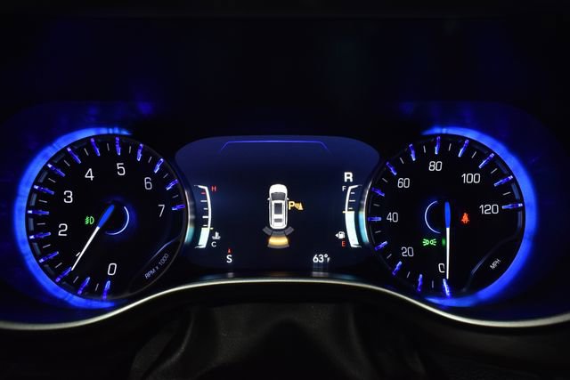 Certified 2025 Chrysler Pacifica Select image 16