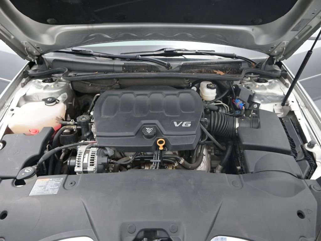 Used 2011 Buick Lucerne CXL w/ Driver Confidence Package image 14