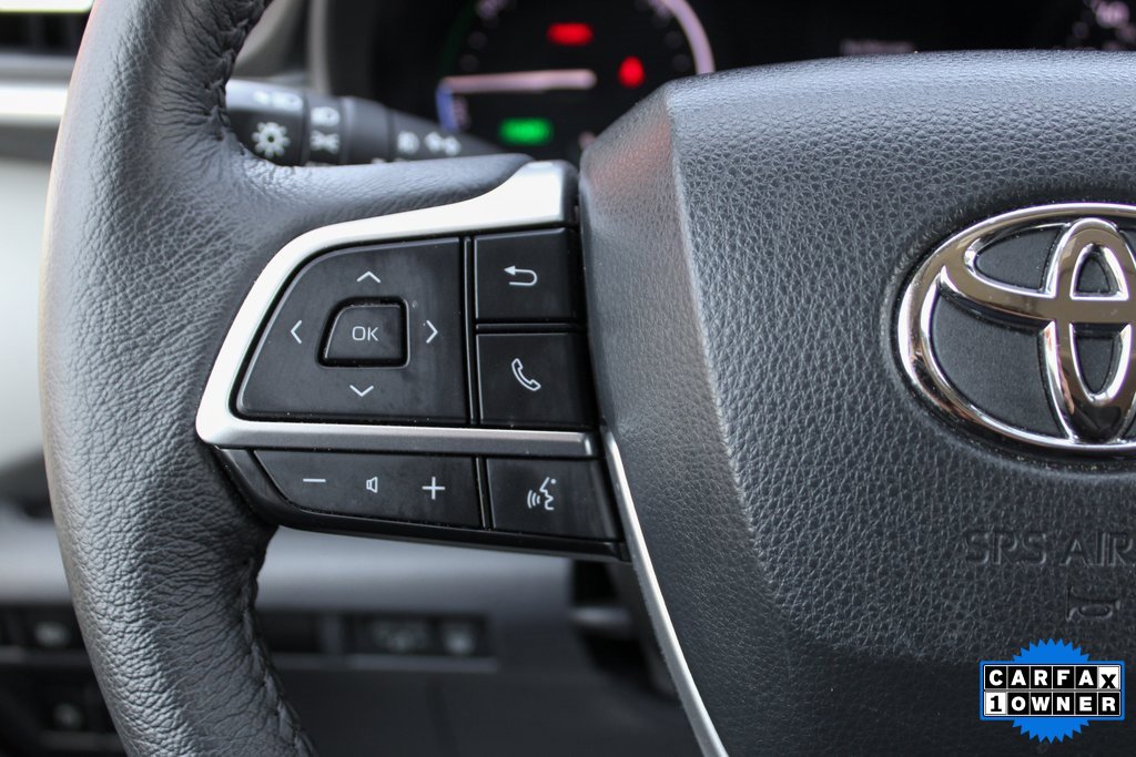 Used 2023 Toyota Sienna XLE image 20